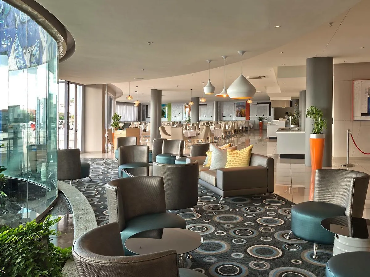 Krystal Beach Hotel 4*, Gordons Bay