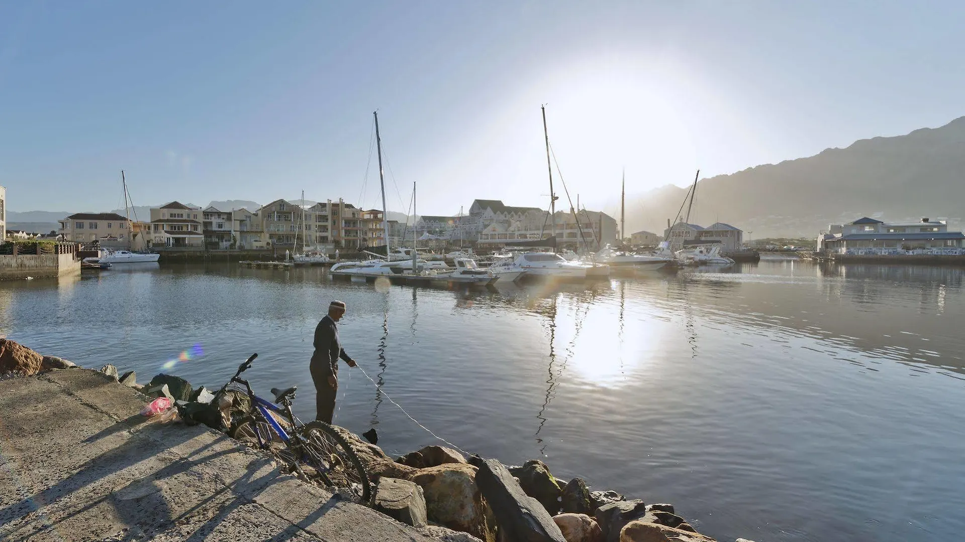 Krystal Beach Hotel 4*, Gordons Bay