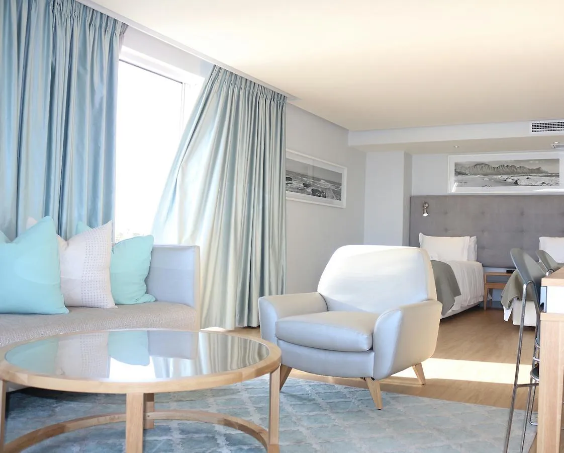 Krystal Beach Hotel 4*, Gordons Bay