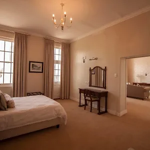 https://king-edward.port-elizabeth-hotel.com